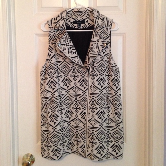 Forever 21 Other - Long vest