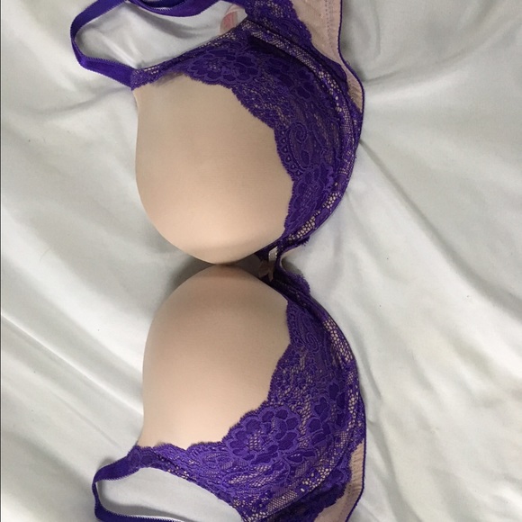 Victoria's Secret padded bra🎉