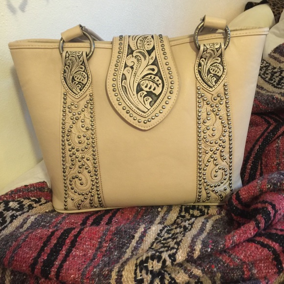 Montana West W/ matching Wallet