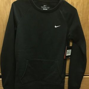 NWT Nike thermal dry fit black crewneck XS