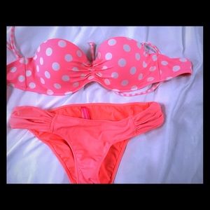 Victoria's Secret swim top 😍