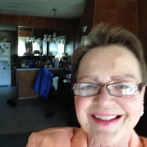 Meet your Posher, Linda