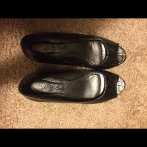Gently used Lifestride Wedges