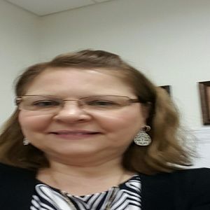 Meet your Posher, Brenda