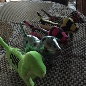 Victoria's Secret Pink 5 dogs