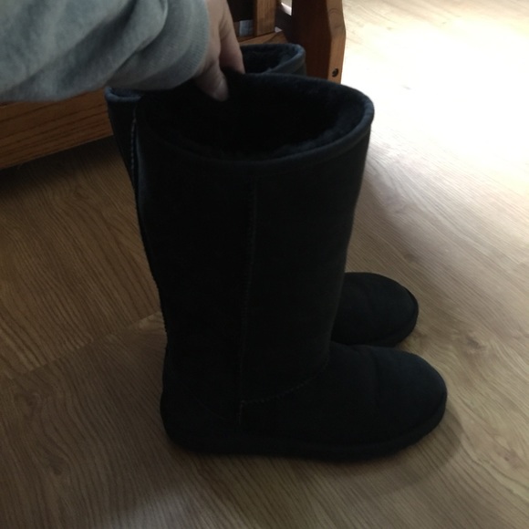 Tall black if boots