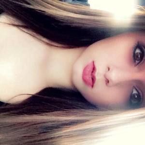 Meet your Posher, Leah