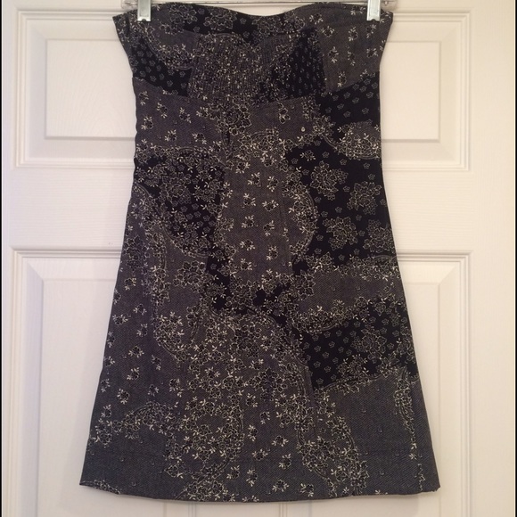 ZARA Strapless Dress - Picture 2 of 3