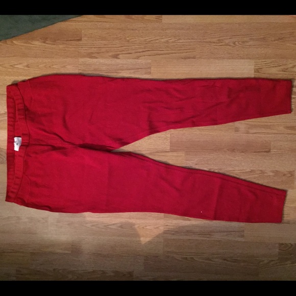 Red leggings