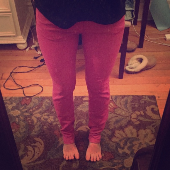 UrbanOutfitters Cigarette Mid-Rise Dark Pink Jeans