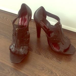 Jessica Simpson black leather zip up  high heels