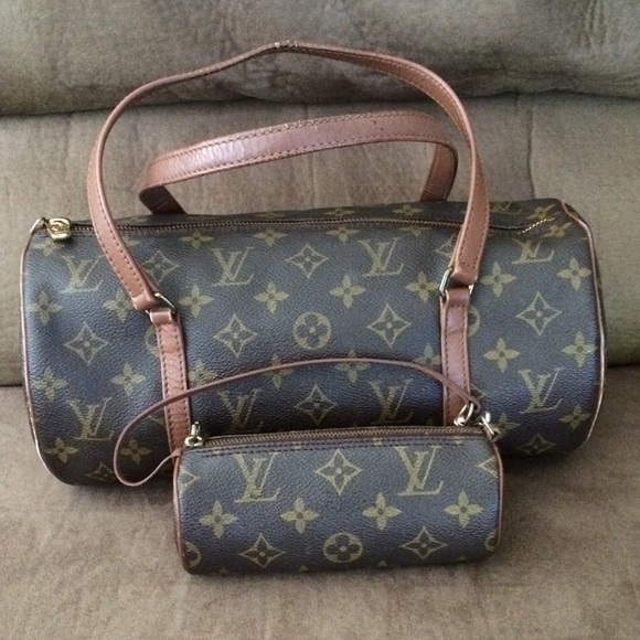 😭 SOLD! LV Papillion Set