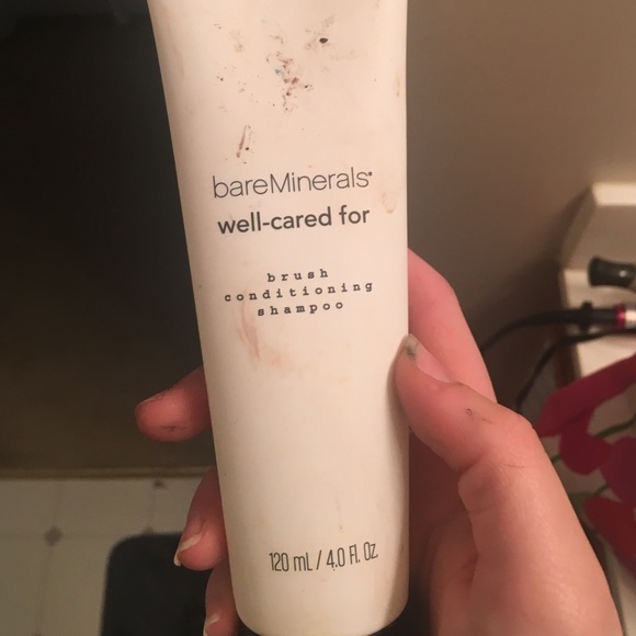Bare minerals brush shampoo