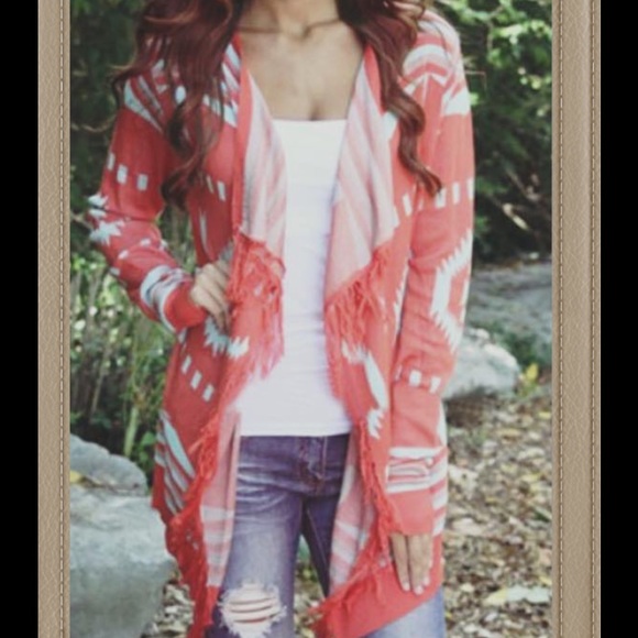 🎉CLEARANCE🎉 Aztec Print Fringe Cardigan - Picture 1 of 1
