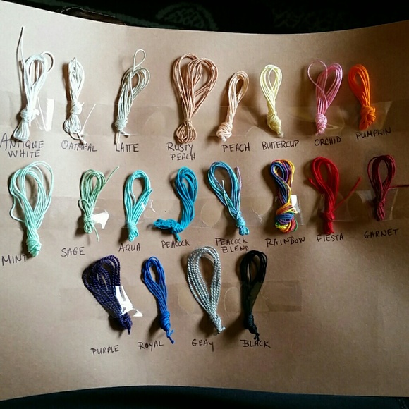 Crochet Lace Collar Necklace - Picture 4 of 4