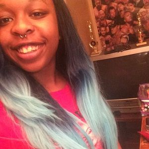 Meet your Posher, Symone