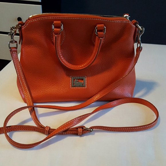 Small Dooney and Bourke crossbody