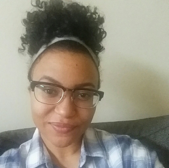 Meet your Posher, Brittany