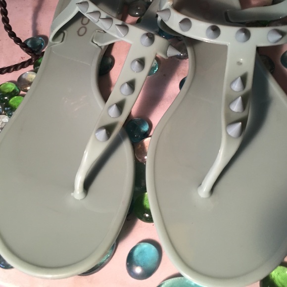 ALDO Jelly Sandals - Picture 4 of 4