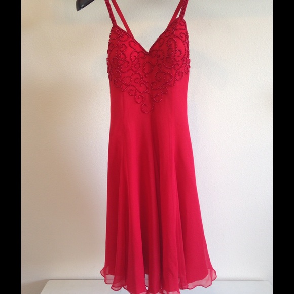 Alice Designs red beaded party dress - Picture 2 of 4