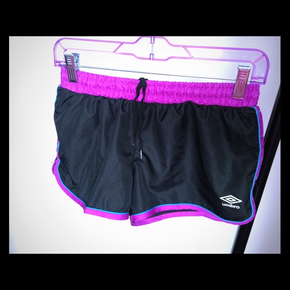 Size M workout shorts