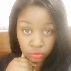 Meet your Posher, Shalee