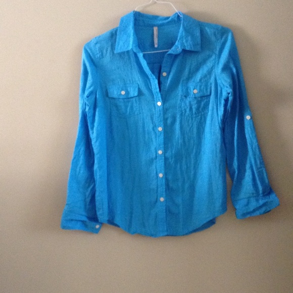 Old Navy button up. - Picture 2 of 4