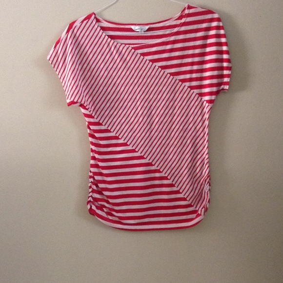 Red and white striped shirt. - Picture 1 of 4