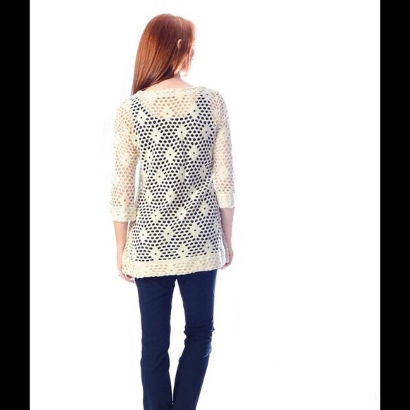 Amelia Top - Picture 4 of 4