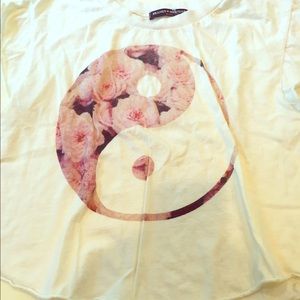 Brandy ❤️ Melville tshirt