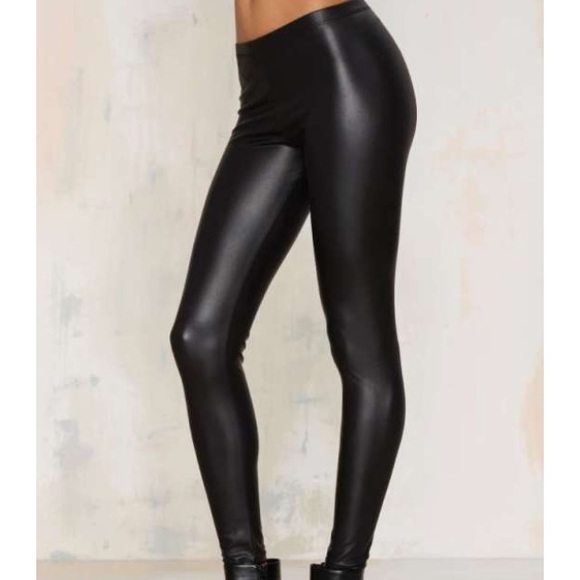 Solddd Outtt - Picture 2 of 4