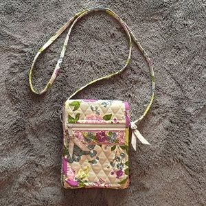 Retired Vera Bradley mini crossbody wallet bag!