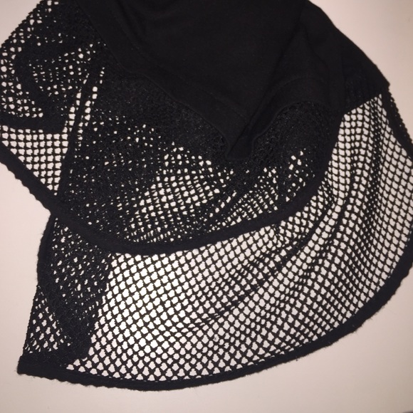 Black Mesh-Hem T-shirt Dress - Picture 4 of 4