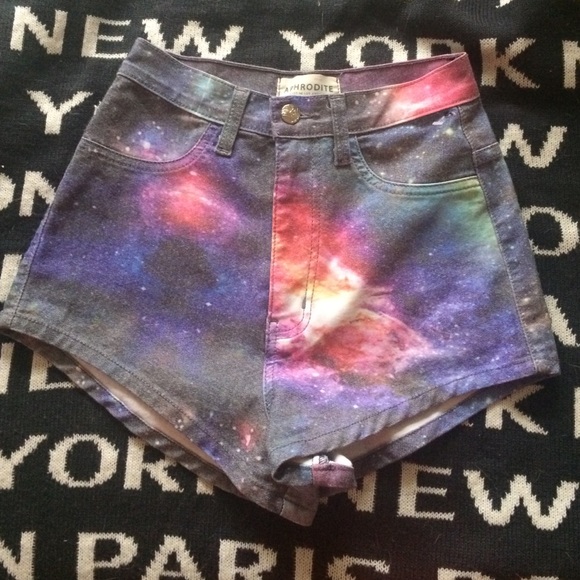 Galaxy shorts