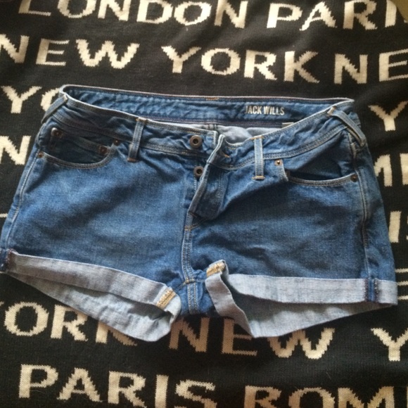 Jack Wills short