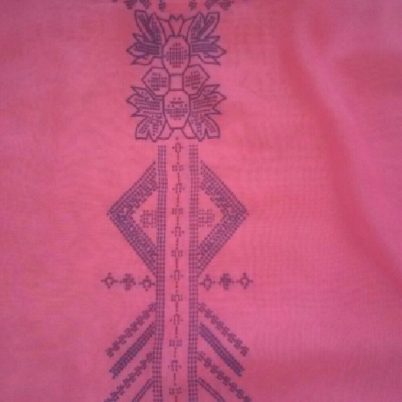 Aztec blouse - Picture 2 of 4