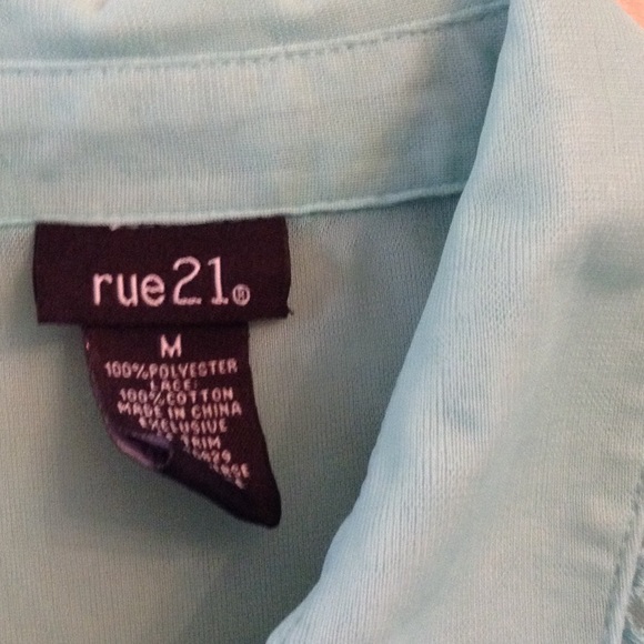 Rue 21 button up sleeveless shirt. - Picture 3 of 4