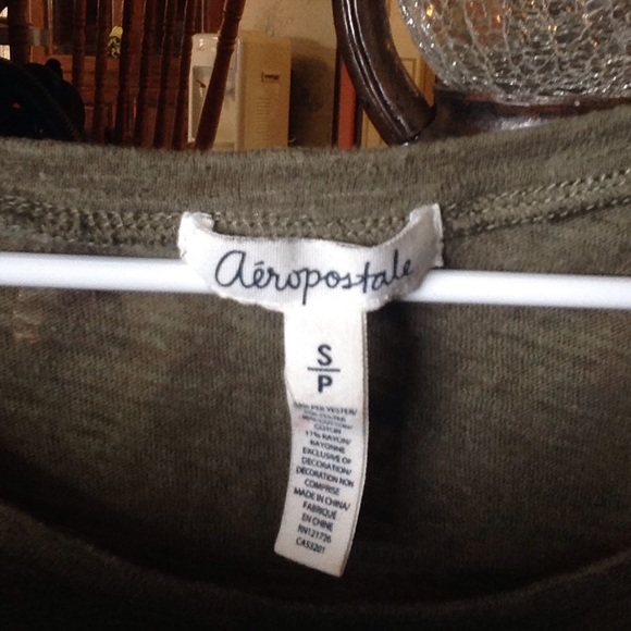 Aeropostale Shirt - Picture 2 of 3