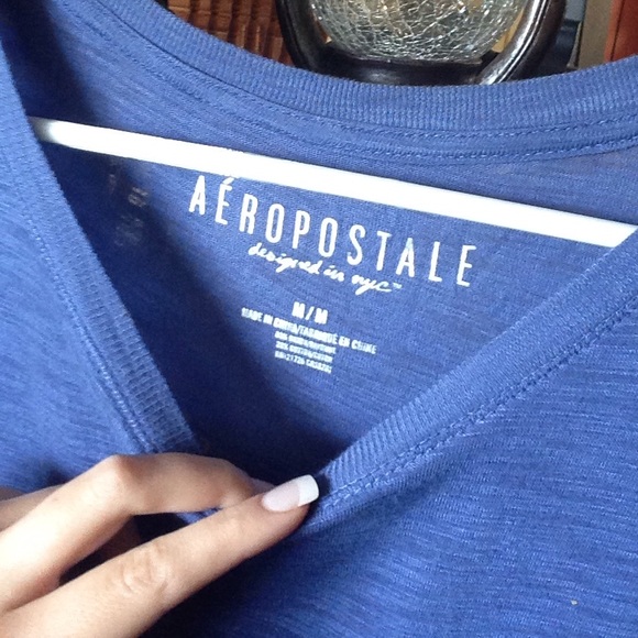 Aeropostale T Shirt - Picture 2 of 2