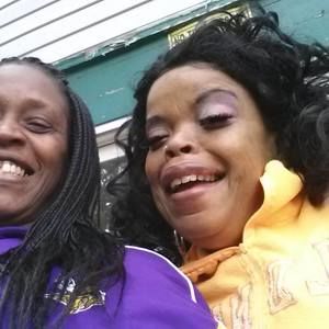 Meet your Posher, Yvette