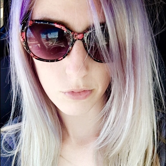 Meet your Posher, Britt