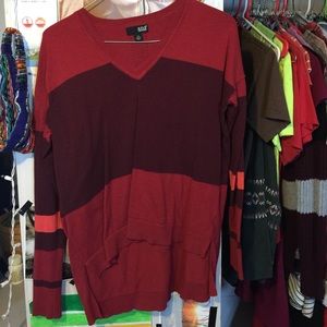 3 Toned Maroon High-Low Sweater