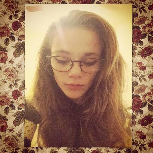 Meet your Posher, Elizabeth - Picture 1 of 1