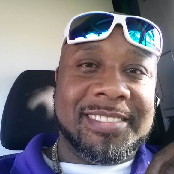 Meet your Posher, Thomas - Picture 1 of 1