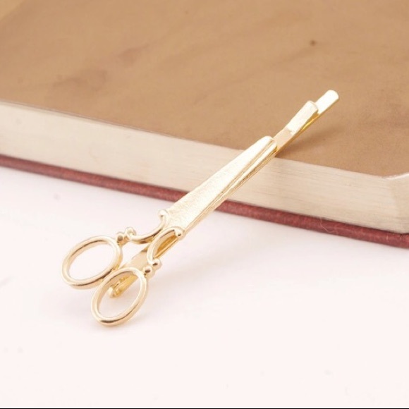 Gold Scissors Bobby Pin Set - Picture 2 of 3