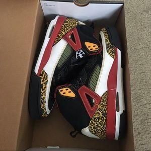 Air Jordan Spiz'ike