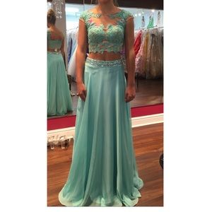 Blue beautiful homecoming/prom dress