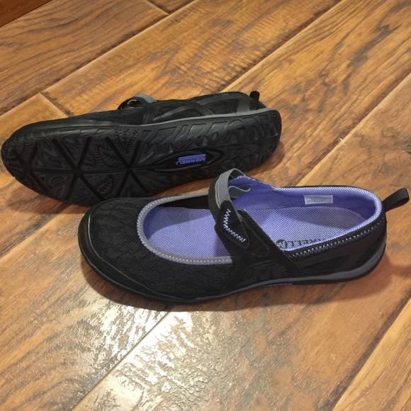 NWOT Merrell Mary Janes