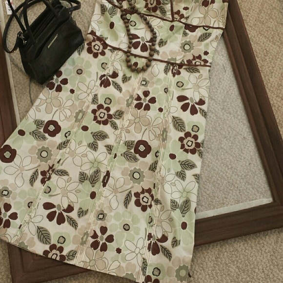 NWT dress - Picture 2 of 3