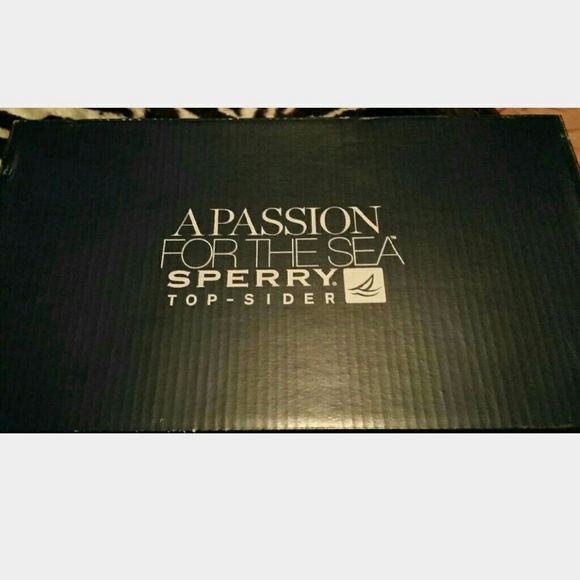 Sperry shoes - Picture 3 of 4